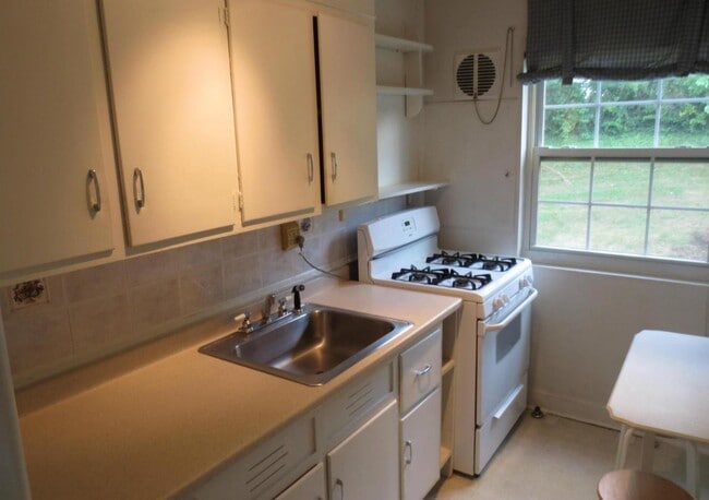 Photo - 5314 8th Rd S Unidad 6