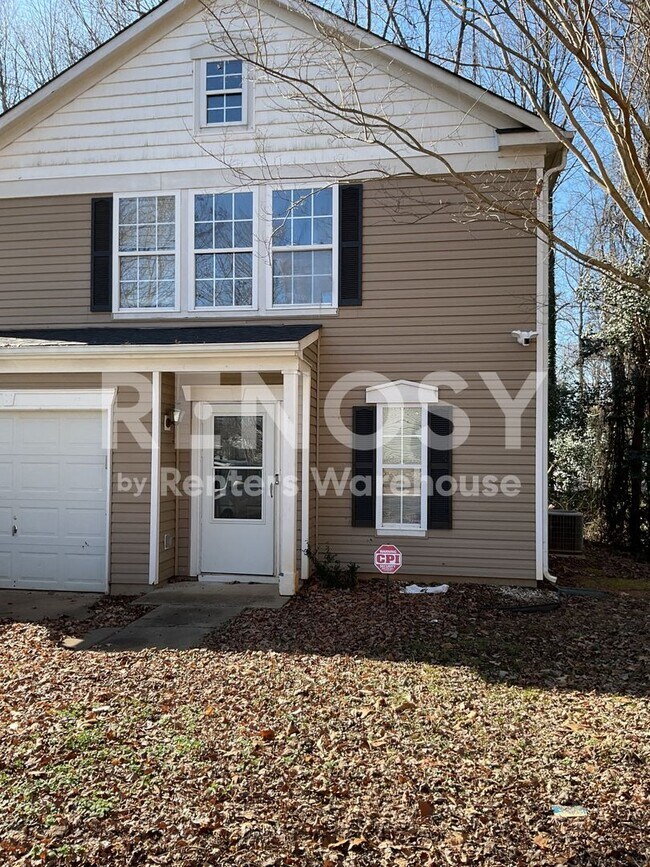 Photo - 3107 Meadow Knoll Dr