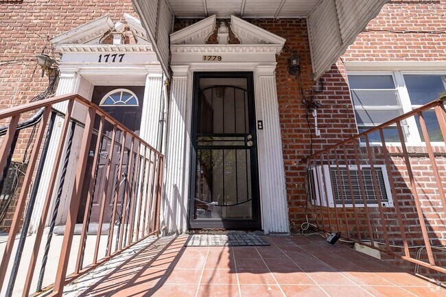 Building Photo - 1779 Pitman Ave Rental