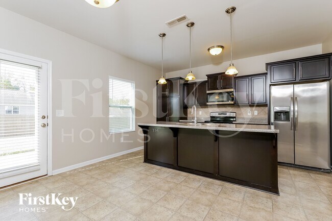 Photo - 431 Summergate Dr