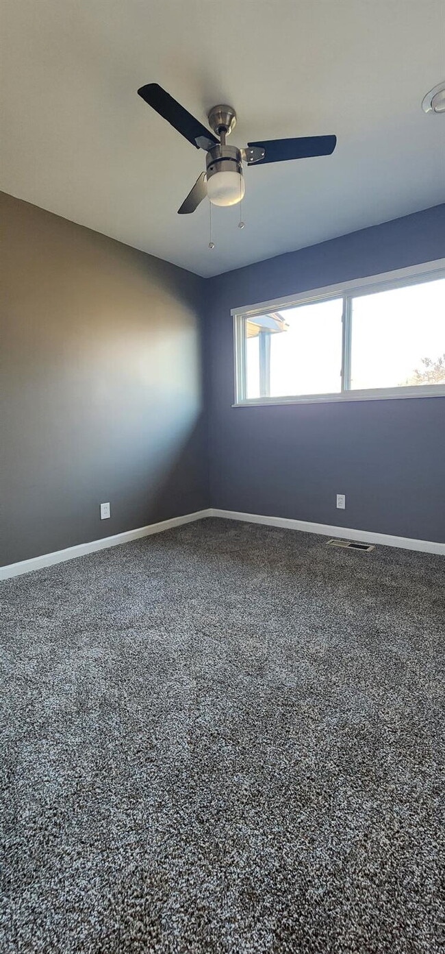 Photo - 956 Altavia Dr