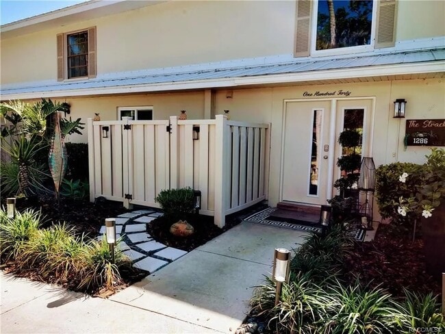 Building Photo - 1286 N Seagull Pt