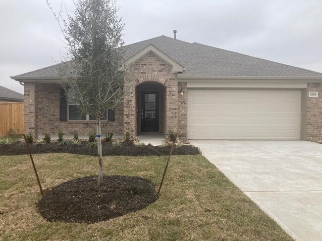 Building Photo - 3806 Rock Ledge Dr