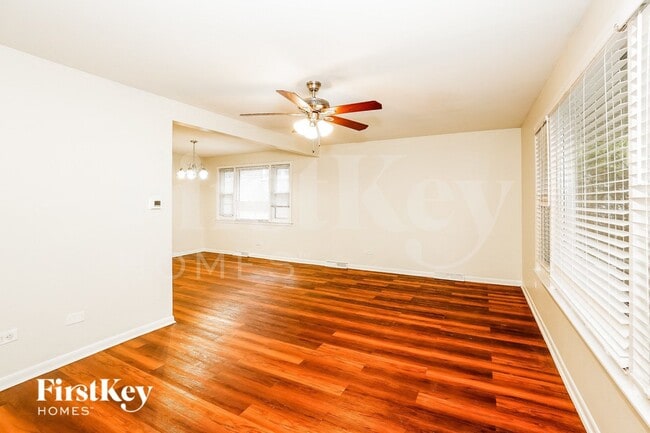 Photo - 671 Saginaw Ave