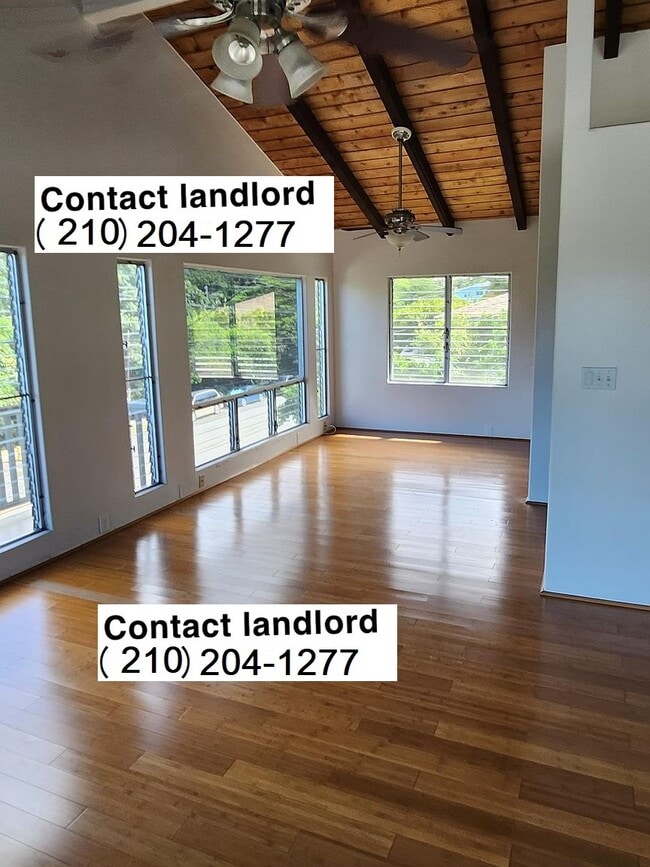 Building Photo - 2900 10th Ave