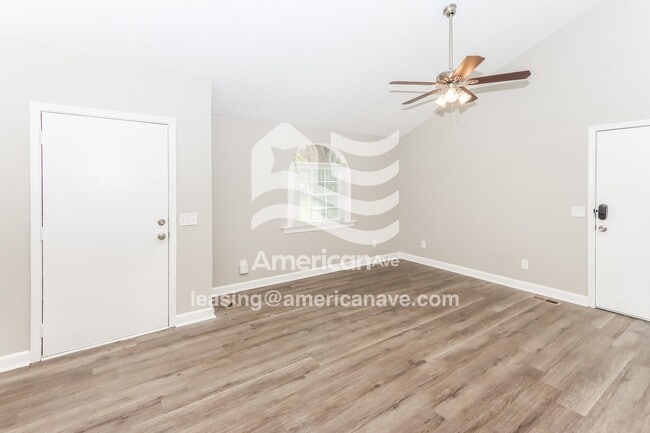 Photo - 200 Sunstede Rd