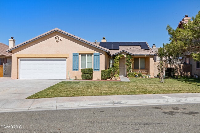 Building Photo - 5909 Viking