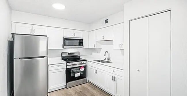 Photo - Running Brook Apartments