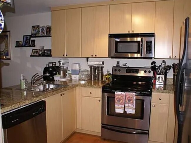 Photo - 210 SW 11th St Condo Unit 409