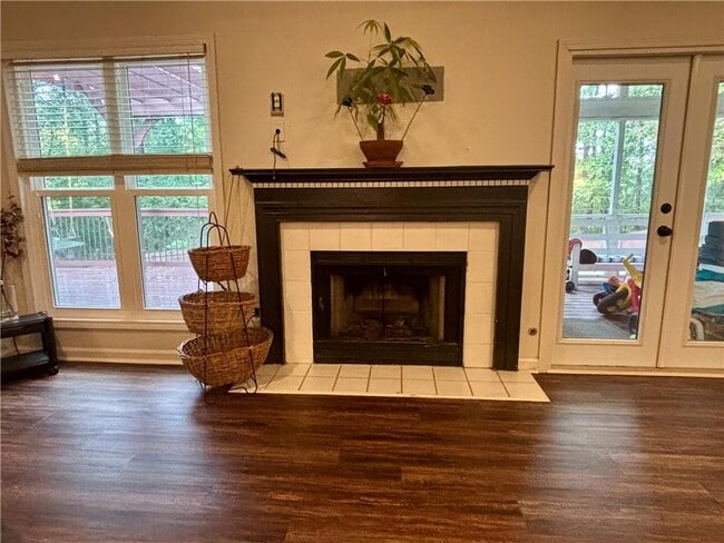 523 Bluff Ct