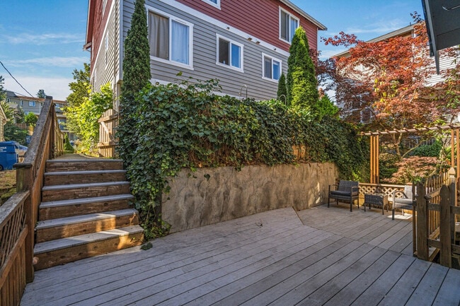 Photo - 219 Nickerson St Unidad ID1036023P