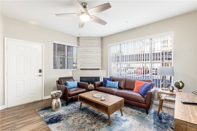 Photo - 7189 S Durango Dr Unidad 102