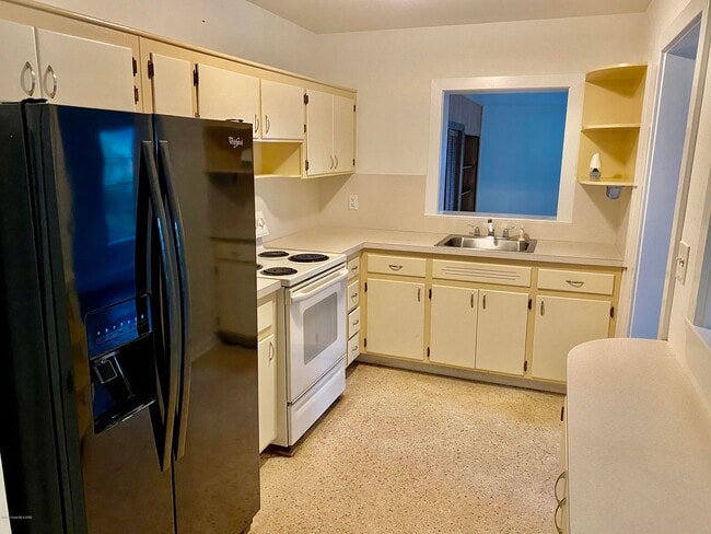 Photo - 701 Sea Gull Dr