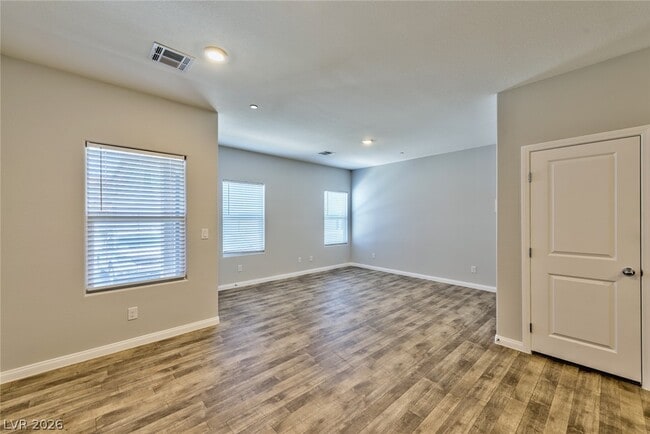 4118 Venus Falls Ave
