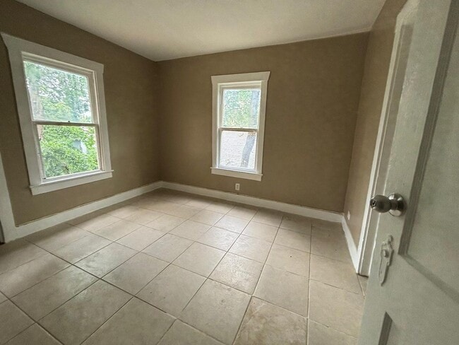 Photo - We accept section 8