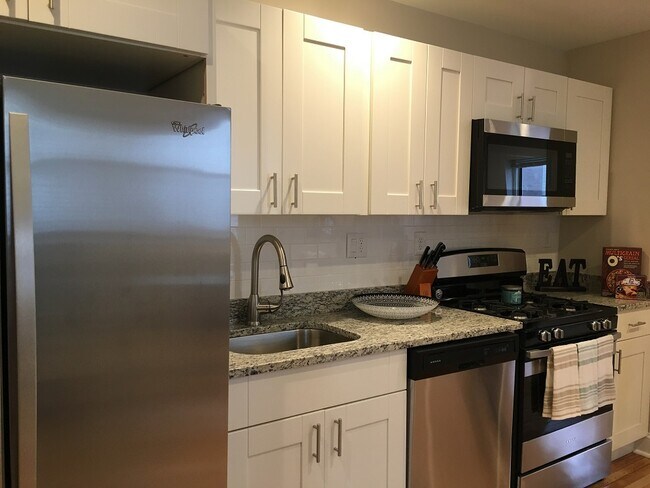 Building Photo - 7 Winship St Unit 2