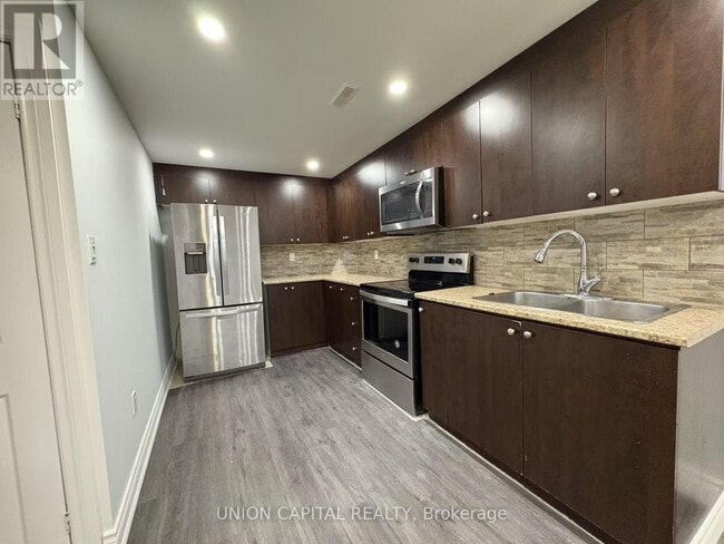 Photo - 21 Natanya Blvd