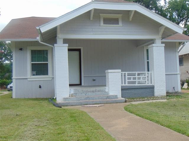 Building Photo - 1627 Pine St