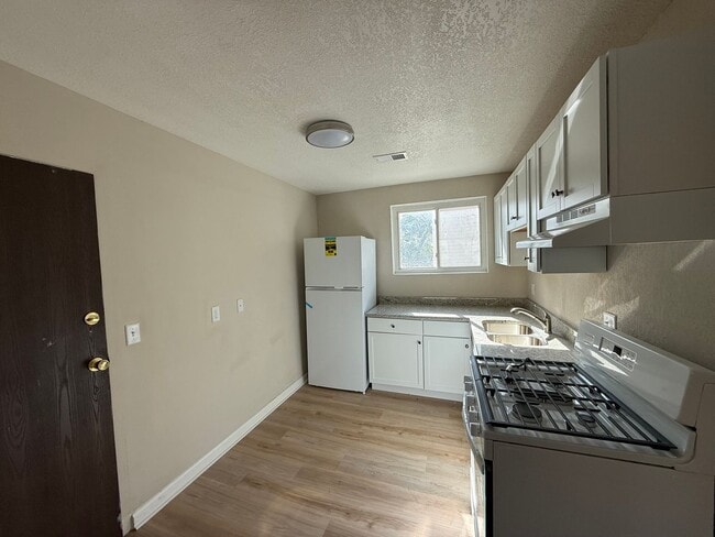 Photo - 2606 E Hennepin Ave Unit 1