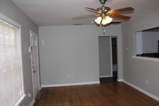 Photo - 2622 28th St