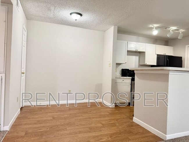 Photo - 4301 Lizshire Ln Unit C105