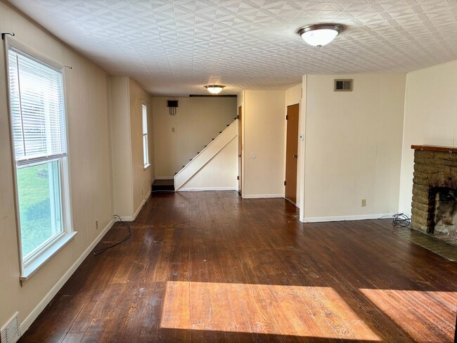 Photo - Spacious 2-bed, 1-bath house in Bluffton!