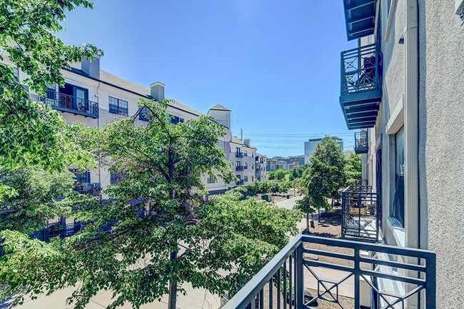 Commons Park West
