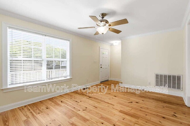 Photo - 1124 5th Ave