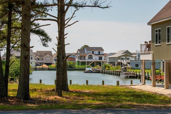 Photo - 38019 Fathom Rd