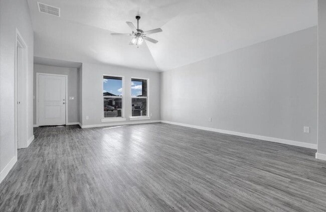 Photo - 3201 Aberdeen Ave