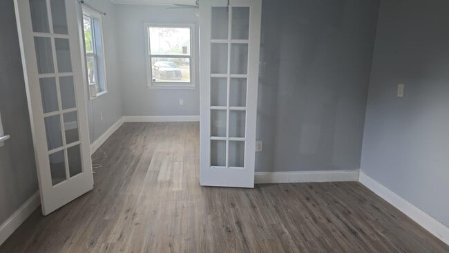 Photo - 220 Fleming Ave