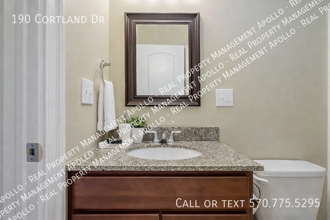 Photo - 190 Cortland Dr