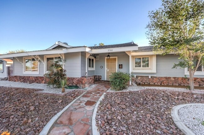 Photo - 3701 Pyramid Dr