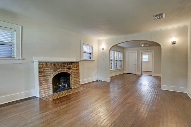 Photo - Well Maintained 2 Bedroom House