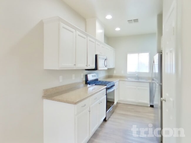 Photo - 5142 Piazza Cavour Dr