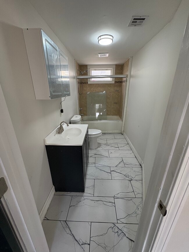 Photo - 206 Winthrop St Unit APT. 2