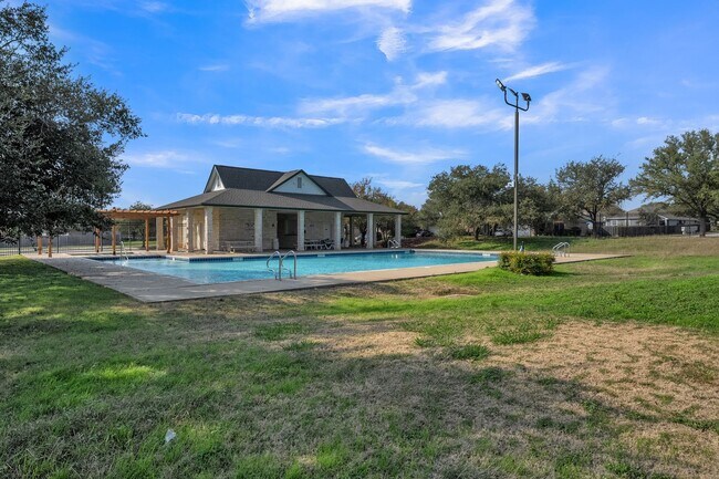 Photo - 3 BEDROOM AND 2.5 BATHROOMS PISD SCHOOL DISTRICT