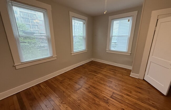 Photo - 2825 Glendora Ave