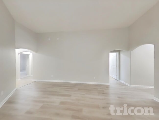 Photo - 2832 Mistywood Ln