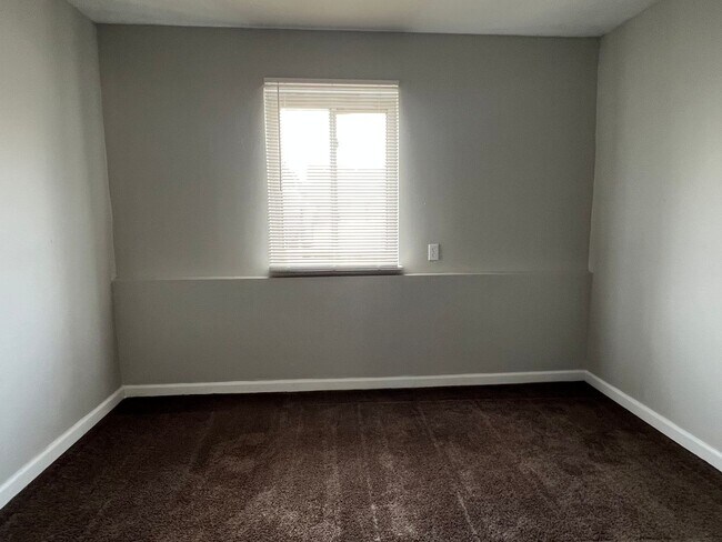 Photo - East Ridge Apartments - Remodeled 2 bedroom unit Unit 2306 N Ritter Ave- 13