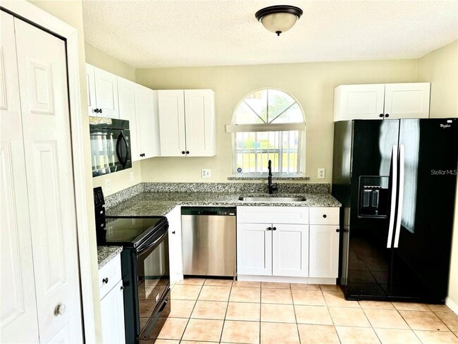 7808 Laurel Oak Ln