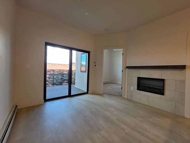 Photo - 2301 Pearl St Unit 77