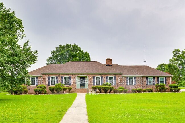 Photo - 1003 Chesterfield Ave