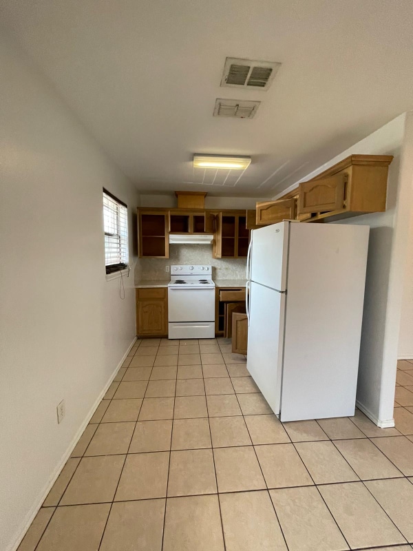 Building Photo - 610 San Antonio Ave Rental