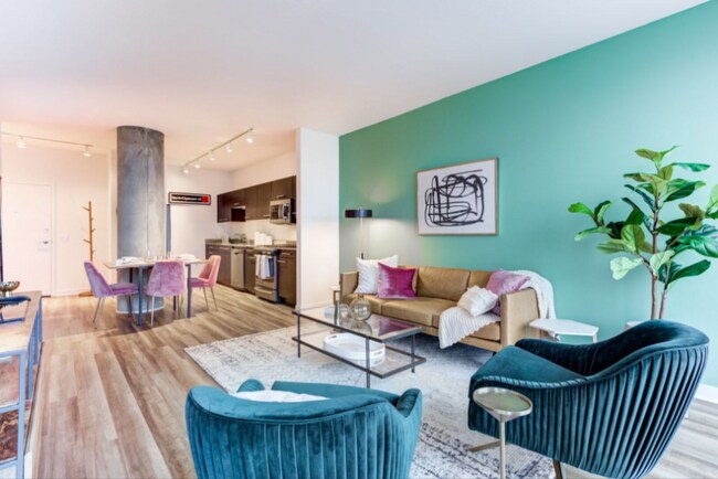 Photo - 1460 N Dayton St