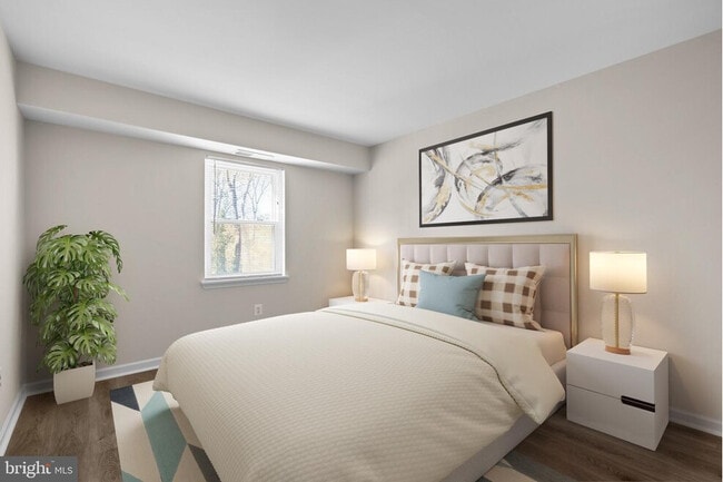 Bedroom - Court Hill Apartments