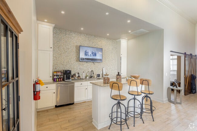 Cocina de la casa club - Preserve at Windsor Lake