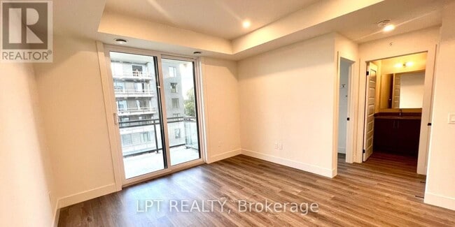 Photo - 103 Roger St Unit 415
