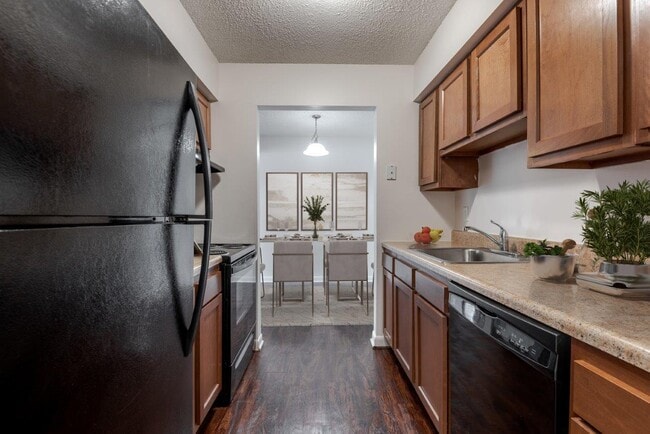 Photo - Creek Hill Apartment Homes