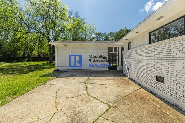 Photo - 3 Bed/2 Bath Home In Huntington Park